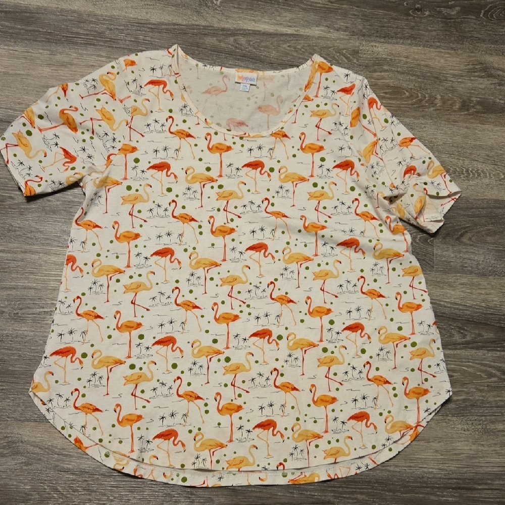 Lularoe Morgan Flamingo Print Top Size 2X